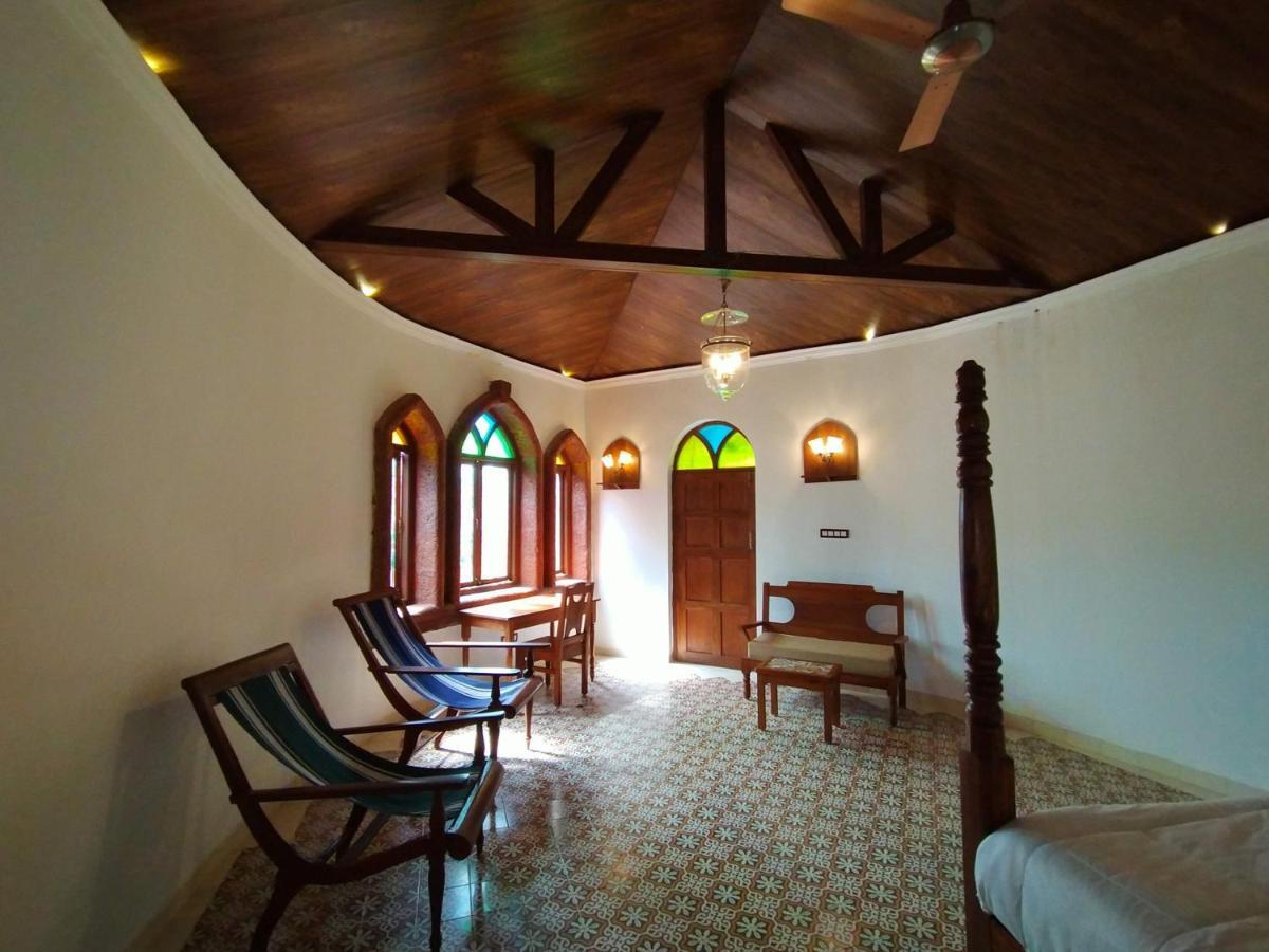 Porsu Hotel Canacona Exterior photo